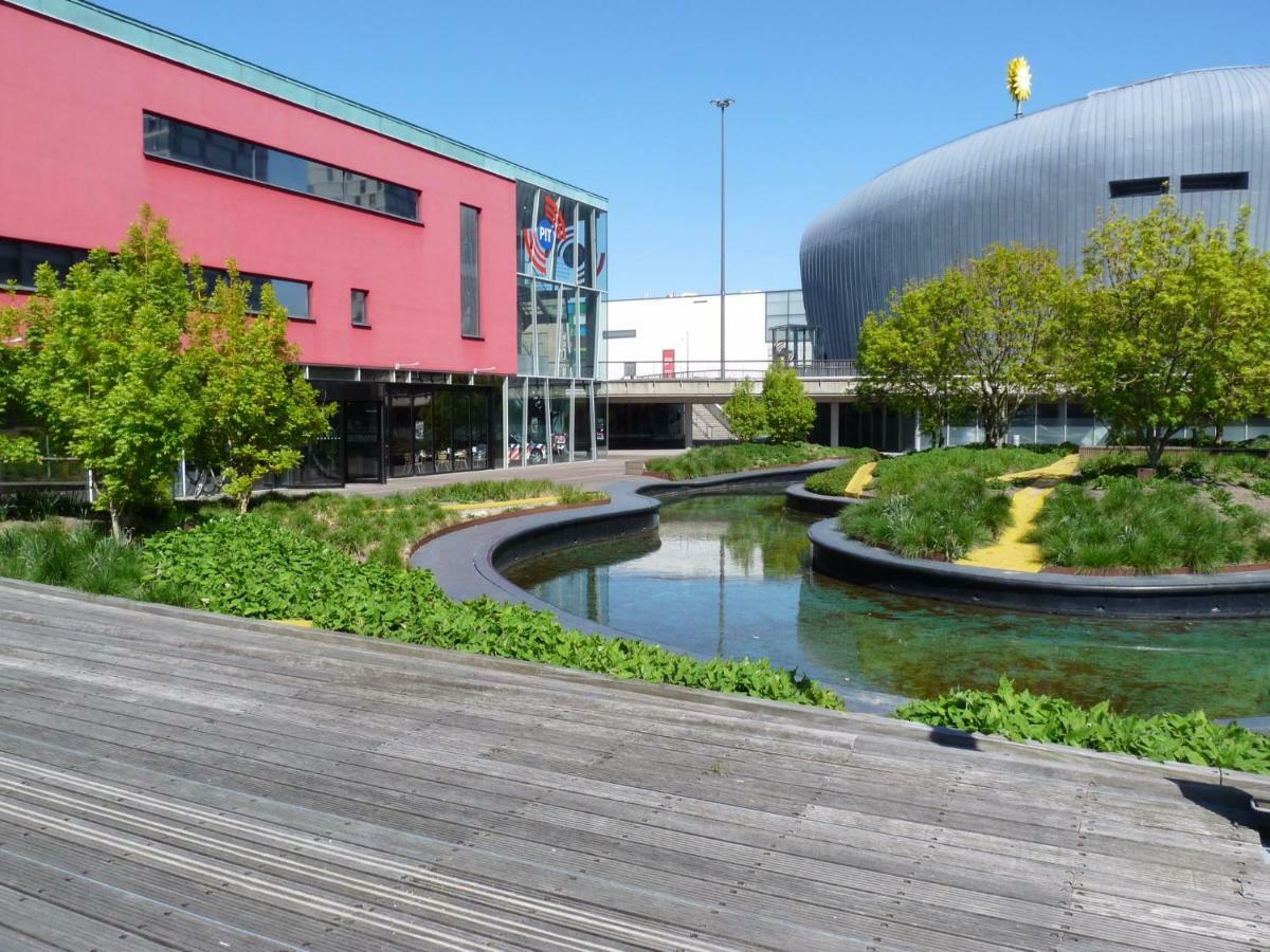 Bij Paul In Almere Exterior photo